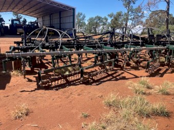 K-Line 2000 Mounted Rotary Harrows