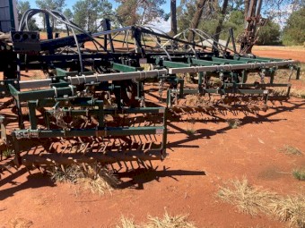 K-Line 2000 Mounted Rotary Harrows