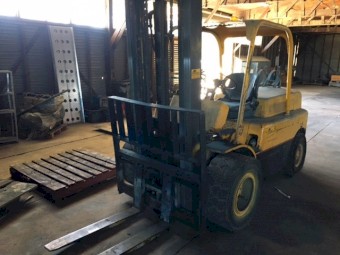 (A136) - Hyster 3T Forklift