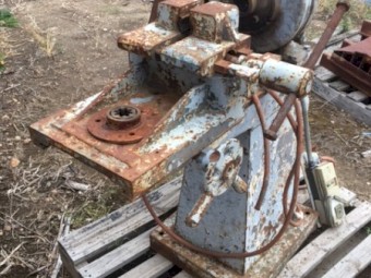 Old Threading Machine