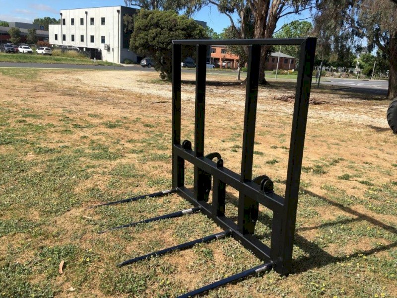 New HD Bale Fork to suit Tele Loader