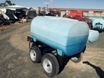 1700L Poly Water Tandem Axle Cartage Tank and Trailer