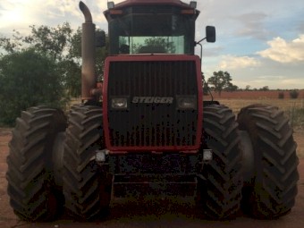 Case IH 9350 Tractor