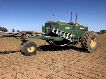 Simplicity 305 Air Seeder