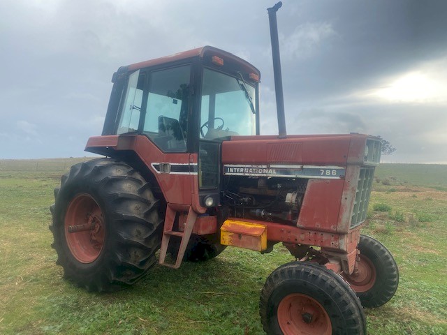 International  786 Tractor 100Hp 3Pl