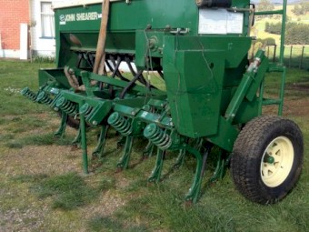 John Shearer 16 run tyne pasture drill