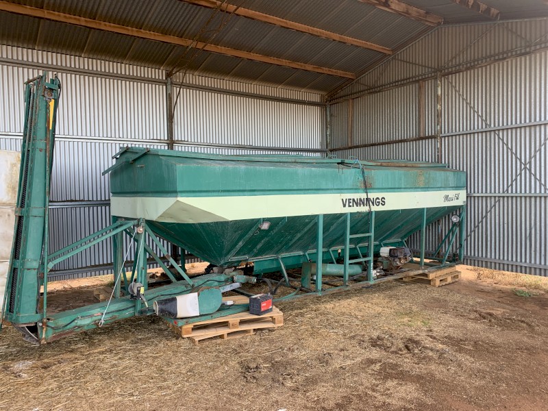 Vennings 20 ft grouper