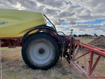 2006 Hardi Commander 7000L / 37m Boom Spray