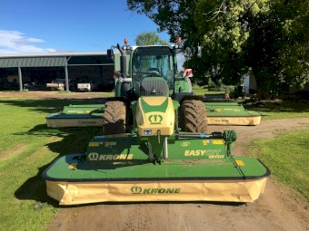 2016 Krone Easycut Butterfly Mower Conditioner Combination