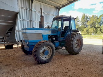 Ford TW 25 Tractor