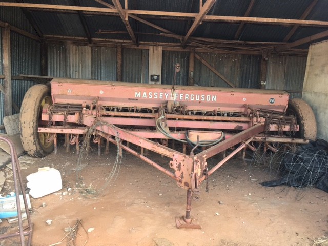 Massey Ferguson Combine