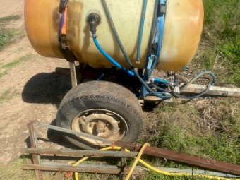 300 Litre Trailing  Quad Bike Spray Boom  12 volt