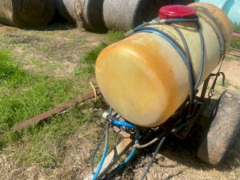 300 Litre Trailing  Quad Bike Spray Boom  12 volt