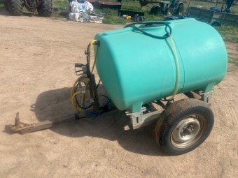 600 Litre Trailing Quad Bike Spray Boom 12volt