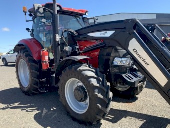 Case IH Puma 155 Tractor with Quicke Q6M Loader