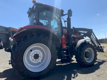Case IH Puma 155 Tractor with Quicke Q6M Loader