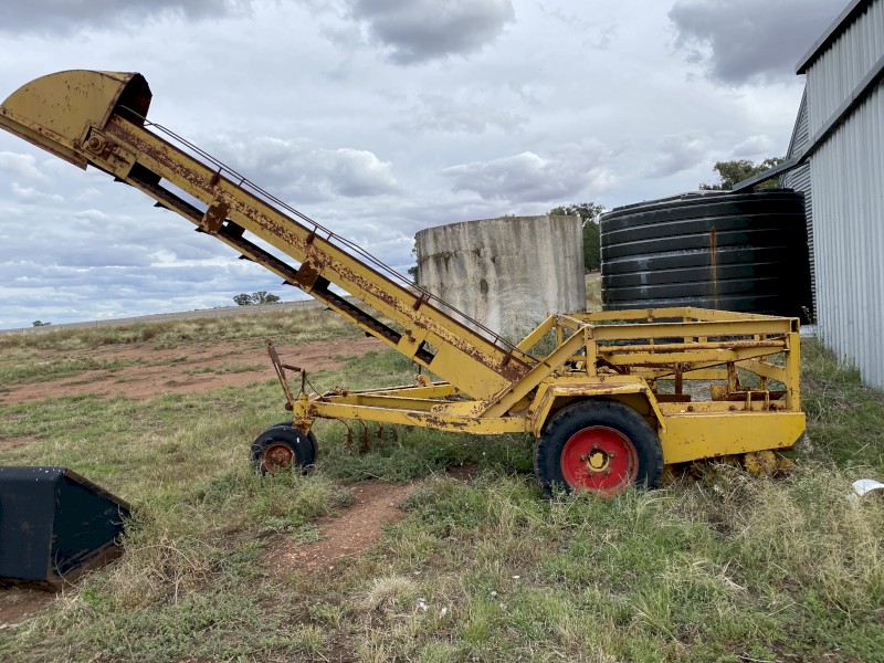 Bourne Rock Picker & Rake