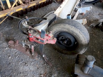 Clements Undervine Blade weeder (hydraulic)