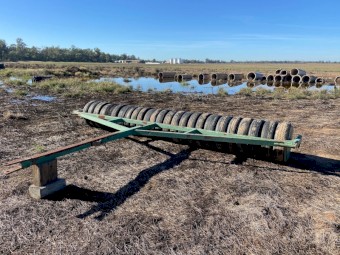 International combine, Davimac band seeder & roller