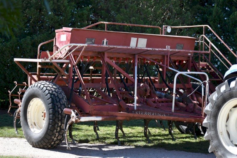 International 511 20 Run Direct Drill Combine