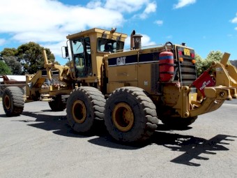 Caterpillar 16H Motor Grader