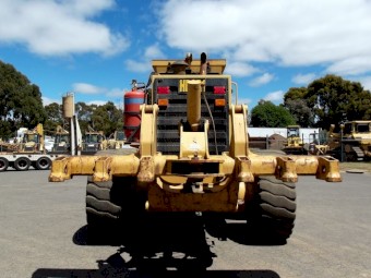 Caterpillar 16H Motor Grader