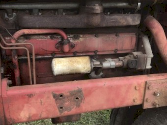 International 696 tricycle tractor