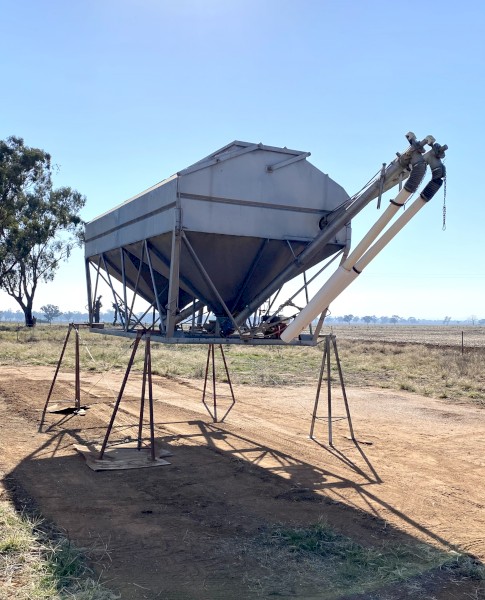 Parkes Steel Products - 12 Tonne Twin Bin Grouper
