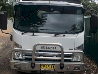 Isuzu NPR 300 Truck with Tipper Tray