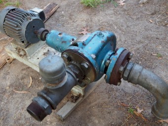MSL 889 - AJAX CENTRIFUGAL PUMP SET 2KS, SERIES 10143T WITH ELECTRICAL MOTOR FITTED ON A STEEL BASE