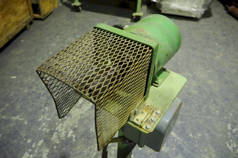 MSL 886 - PEDESTAL HORIZONTAL DRILL FITTED ON A METAL STAND