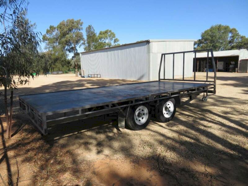 Flat Top Trailer 2.44 metres wide x 5.40 metres long 
