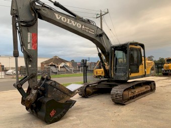 2004 Volvo EC210BLC Excavator