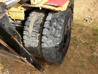 Komatsu FG40 Forklift - Suit spares or restore