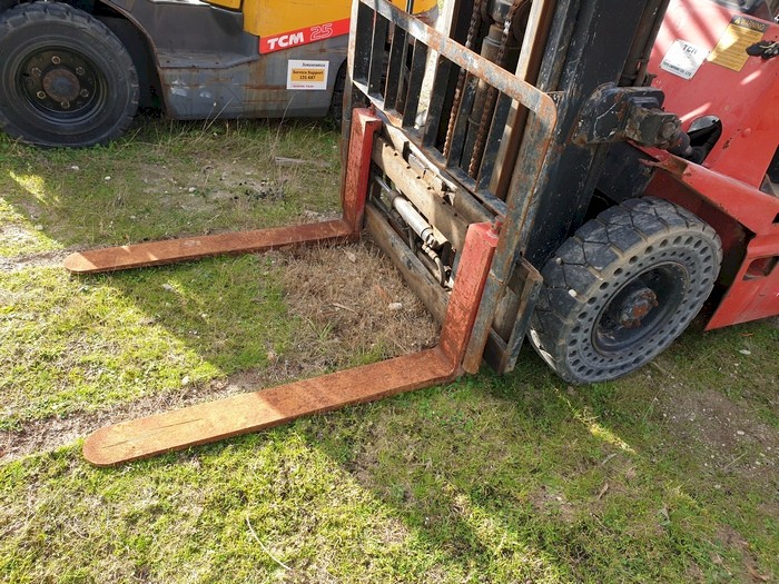 TCM FD25 Diesel Forklift