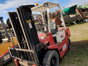 TCM FD25 Diesel Forklift