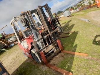 TCM FD25 Diesel Forklift