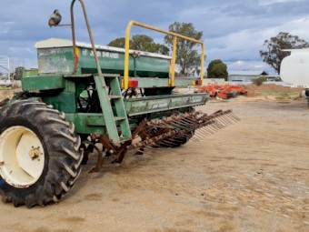 John Shearer 21 Run Combine