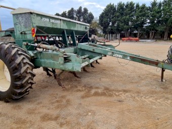 John Shearer 21 Run Combine