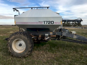 1720 flexicoil Air seeder box and rollers 