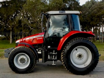 Late Model 2014 Massey Ferguson 5440 Dyna 4 Agricultural Farm Tractor 101hp
