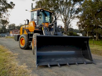 Brand New 1/2021 Doosan DL300 Articulated Tool Carrier/Wheel Loader