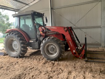 Massey Ferguson MF 445 extra 2018 Tractor