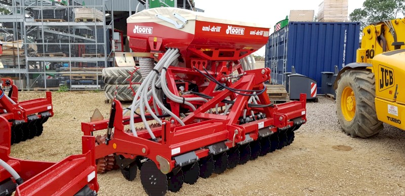 New 3m Moore Unidrill Direct disc air seed drill (ideal Pasture drill, 3.5inch spacings)