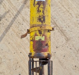 25' x 8" Mobilco Auger