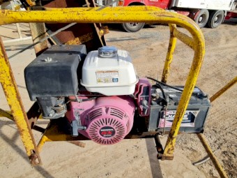 25' x 8" Mobilco Auger