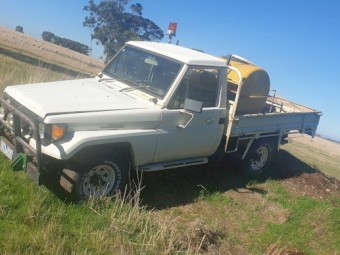 Landcruiser  HJ75