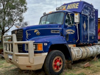 1995 Mack Elite Prime Mover