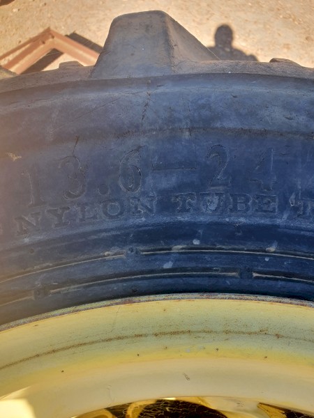 John Deere Rims & Tyres
