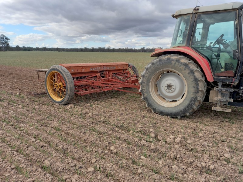 Massey Ferguson 500 Series 20 run Combine